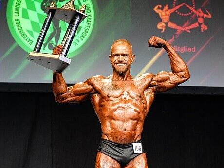 Der aus Thurnau stammende und nun in Mistelfeld beheimatete Thorsten Wehrsdorfer ist Bayerischer Meister im Bodybuilding.