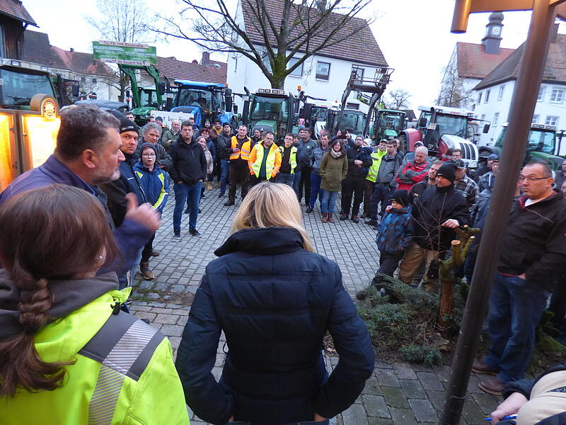 Die Bauern machten ihrem Ärger Luft.Forchheim & Fränkische Schweiz