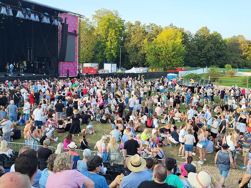 90s Super Show Bad Kissingen Luitpoldpark90s Super Show im Luitpoldpark Bad Kissingen 90s Super Show Bad Kissingen Luitpoldpark90s Super Show im Luitpoldpark Bad Kissingen