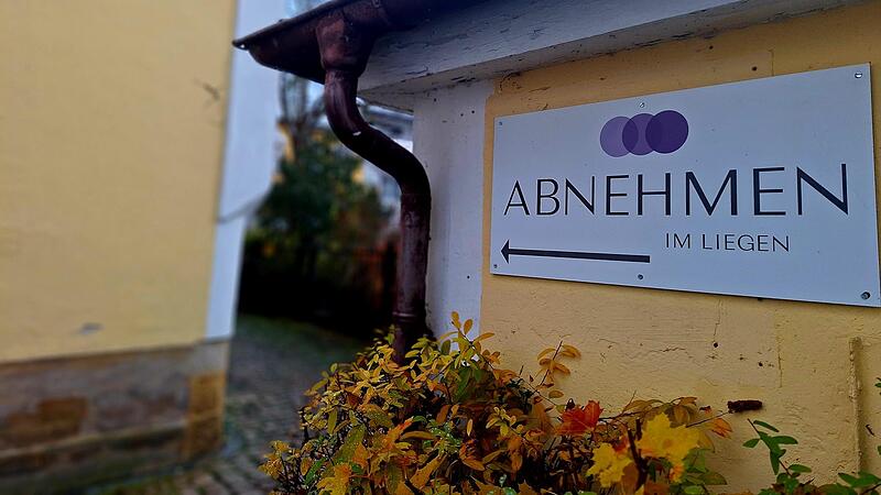 In einem Bamberger Hinterhof in der Innenstadt wurde das &bdquo;Abnehmen im Liegen&ldquo;- Studio Anfang November er&ouml;ffnet.