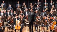 Das bunt gemischte Sinfonieorchester von Kronach Klassik (hier die Musiker aus dem vergangenen Jahr) aus Jung und Alt, Laien und Profis kommt aus ganz Oberfranken und den umliegenden Regionen.