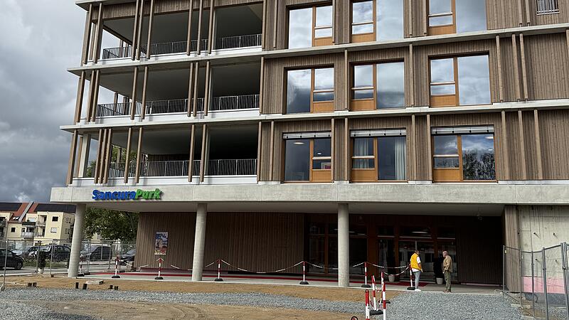 Demenzzentrum SancuraPark in Bamberg: Feierliche Er&ouml;ffnung