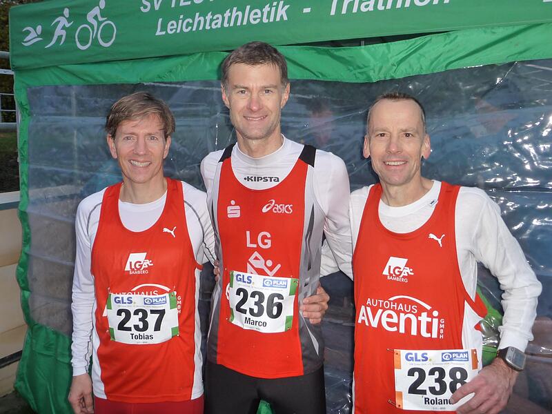 Tobias Teuscher, Marco Sahm und Roland Wild (von links) sind deutsche Vizemeister in der M50-M60.