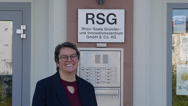 Sonja Schmitt ist Diplom-Betriebswirtin.