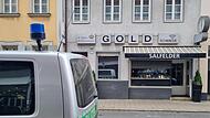 Erneut wurde ein Juwelier in Erlangen überfallen. Erneut wurde ein Juwelier in Erlangen überfallen.