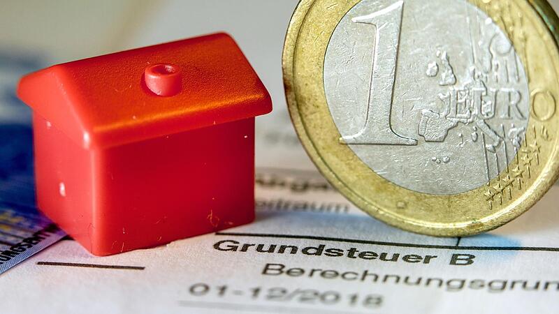 Der Rannunger Gemeinderat einigte sich darauf, abzuwarten, bis die restlichen Grundsteuererklärungen vom Finanzamt bearbeitet sind. Der Rannunger Gemeinderat einigte sich darauf, abzuwarten, bis die restlichen Grundsteuererklärungen vom Finanzamt bearbeitet sind.