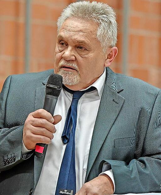 Helmut Bergmann (WGU) r&auml;umt seinen Platz im Gemeinderat. Listennachfolger ist Tobias Eichner.