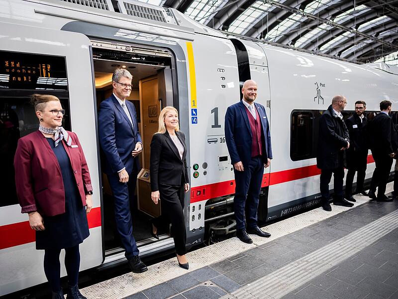 Premiere des neuen ICE L der Deutschen Bahn