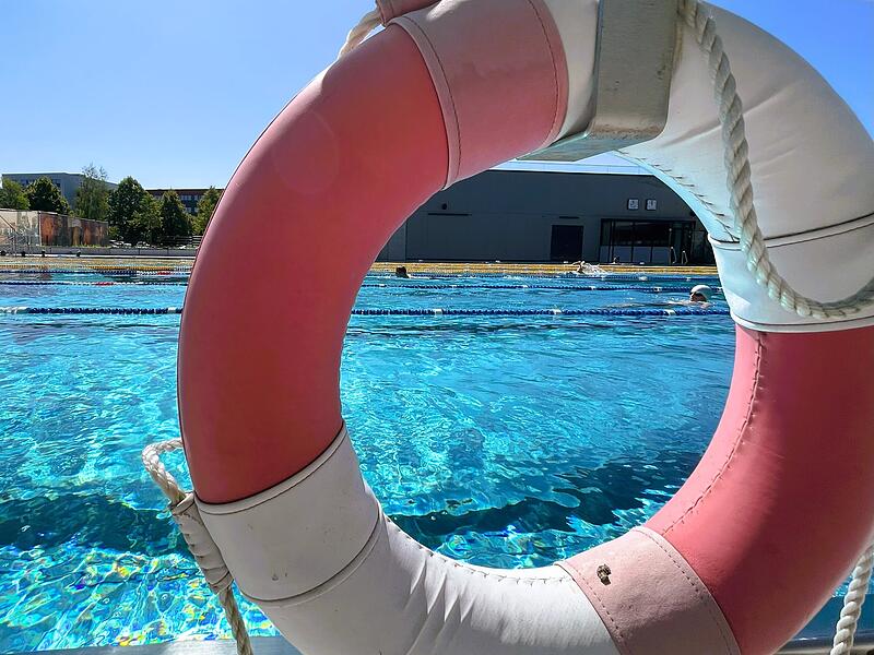 Das Schwimmbecken bei Adidas in Herzogenaurach hat olympische Ma&szlig;e.