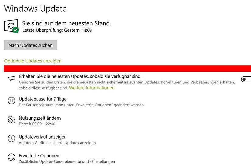 In den Einstellungen von Windows 10 unter „Windows Update“ taucht  ein Hinweis auf, wenn der PC für die verlängerten Updates bereit ist. Nach der Bestätigung ist dann rechts zu sehen, dass die Verlängerung geklappt hat.