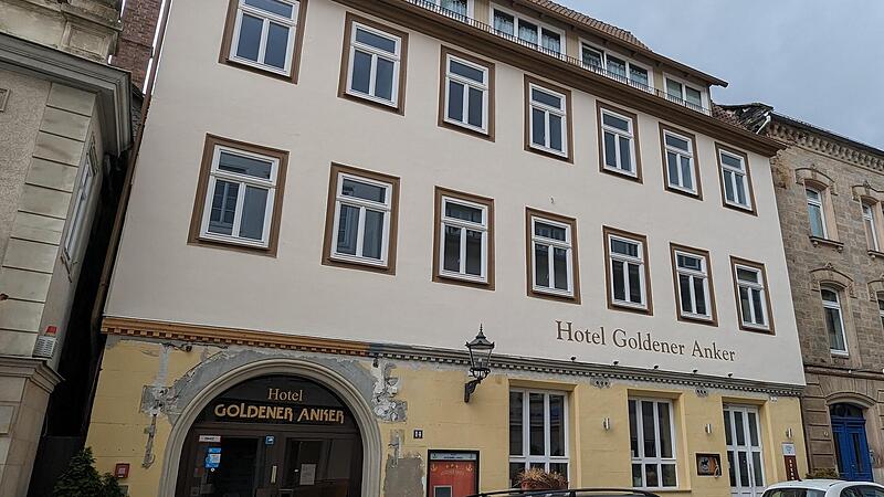 Das Hotel „Goldener Anker“ in der Rosengasse in Coburg: Vor zwei Wochen wurde die dauerhafte Schließung verkündet – doch jetzt gibt’s plötzlich wieder Hoffnung.