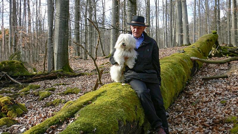 Bambergs Altlandrat Günther Denzler spricht über den Tod seines Hundes Harly.