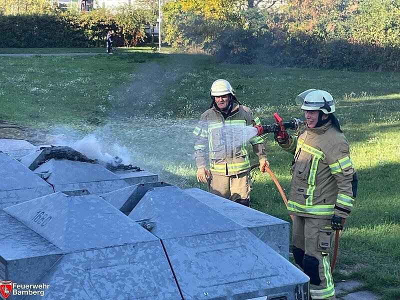 Bamberg: Ungewöhnlicher Brand sorgt für Feuerwehreinsatz - Polizei ermittelt Bamberg: Ungewöhnlicher Brand sorgt für Feuerwehreinsatz - Polizei ermittelt