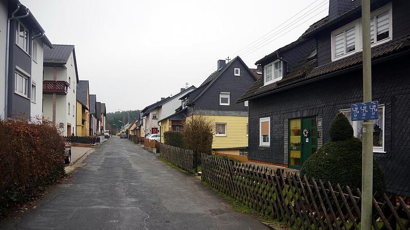 Die Rosengasse in Haßlach soll ausgebaut werden. Die Rosengasse in Haßlach soll ausgebaut werden.