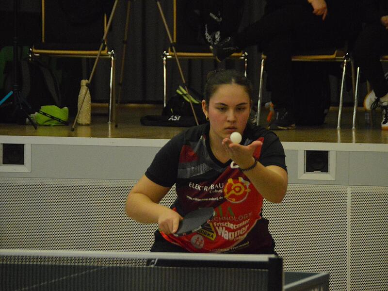 Svenja Schirm gewinnt mit Nervenst&auml;rke das Schl&uuml;sselspiel in der Begegnung gegen Korntal.