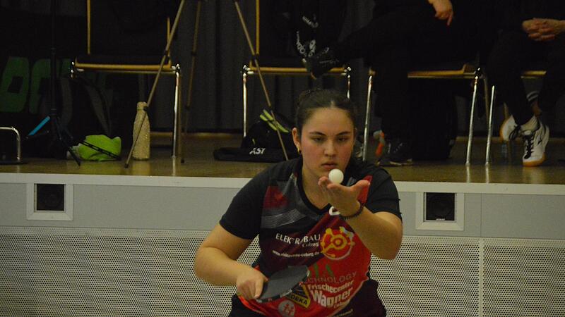 Svenja Schirm gewinnt mit Nervenst&auml;rke das Schl&uuml;sselspiel in der Begegnung gegen Korntal.