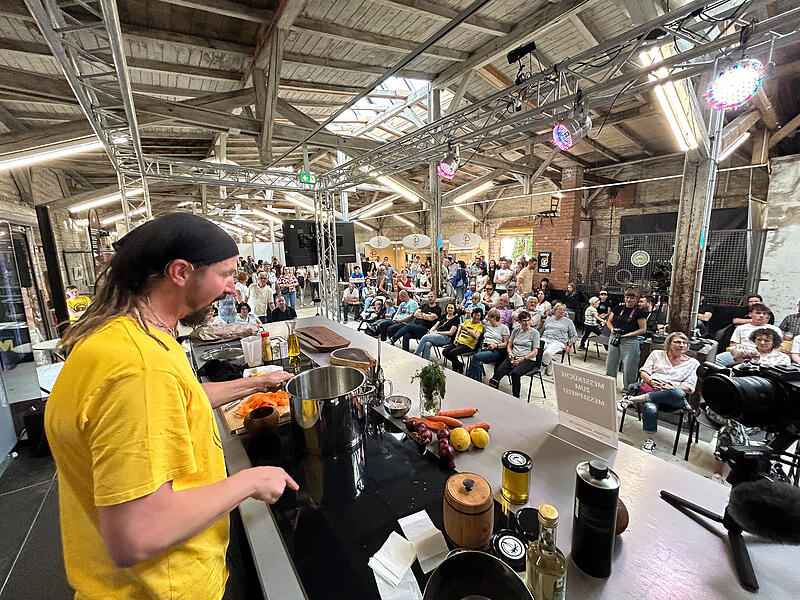 Schwarzer Markt in Coburg – hier Impressionen von der Premiere im Jahr 2024.