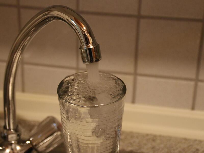 Die Gebühr für Trinkwasser wird in Sulzthal von 1,78 auf 2,50 Euro/Kubikmeter erhöht.