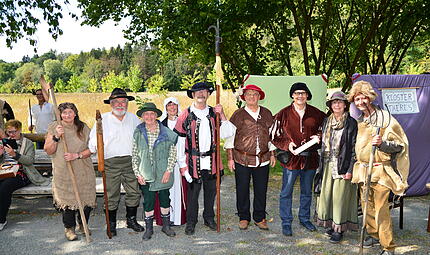Mittelalterliches Spektakel auf der Burgruine NordeckSturm auf die Burgruine Nordeck Mittelalterliches Spektakel auf der Burgruine NordeckSturm auf die Burgruine Nordeck