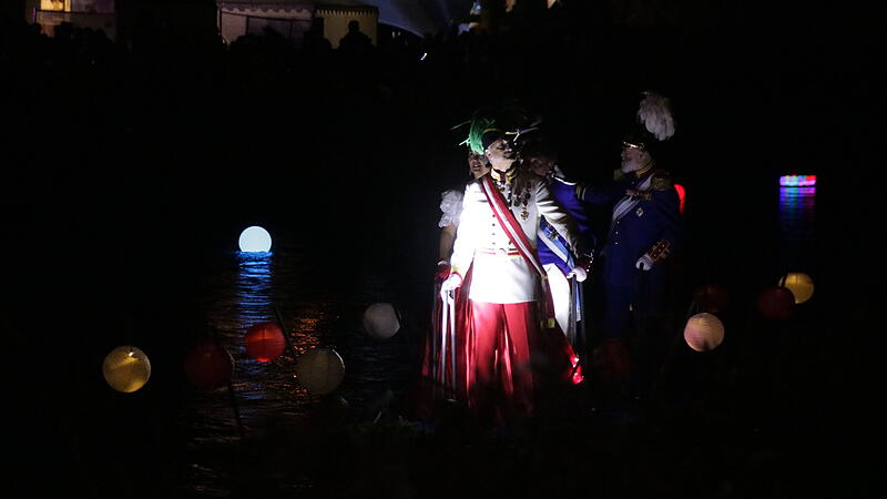 Die Saale brennt fand in diesem Jahr mit LED-Lichtern statt.