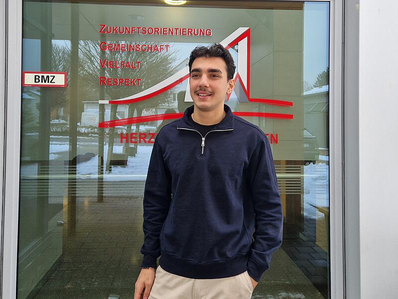 Bezirkssch&uuml;lersprecher: Emirhan Seng&uuml;l