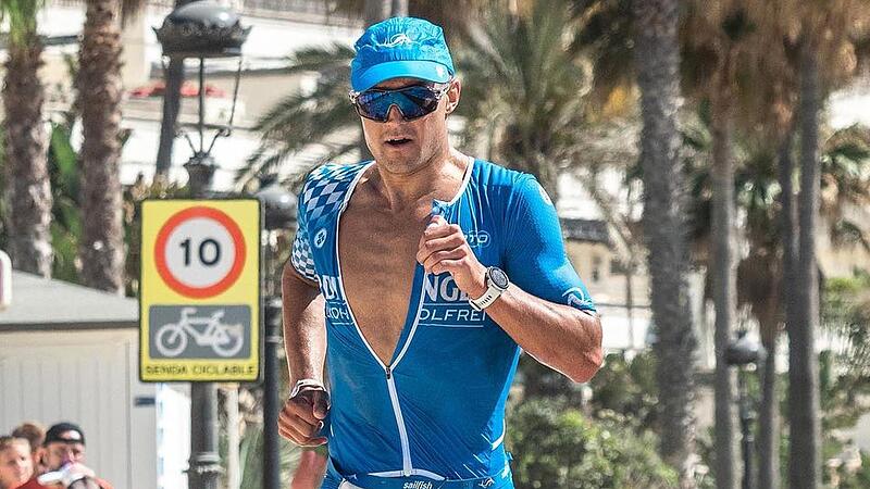Andreas Dreitz lief an der Strandpromenade von Marbella einen bärenstarken Halbmarathon. Mit der 1:1405 Stunde verbesserte er sich noch auf Rang 6, nur vier Sekunden hinter dem Fünften.