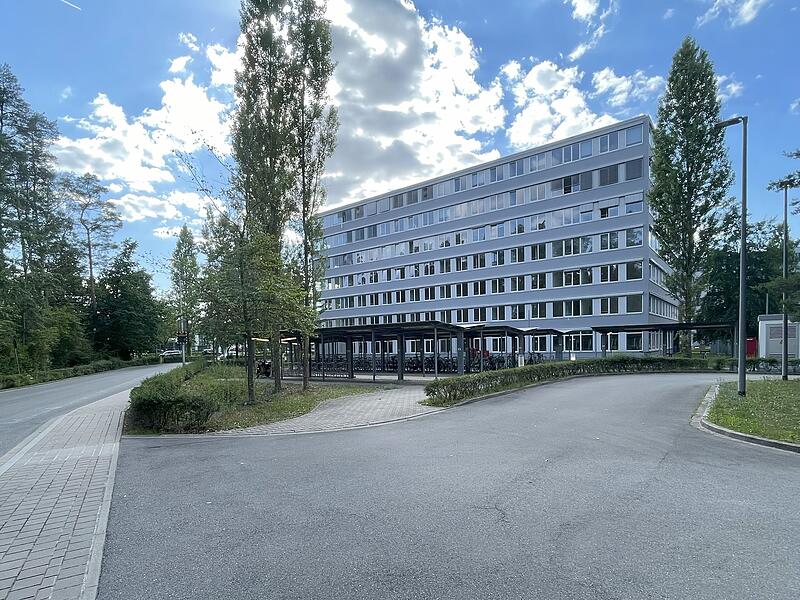 Die neue Unterkunft für Geflüchtete in Erlangen wird eine Kapazität für maximal 600 Personen haben.