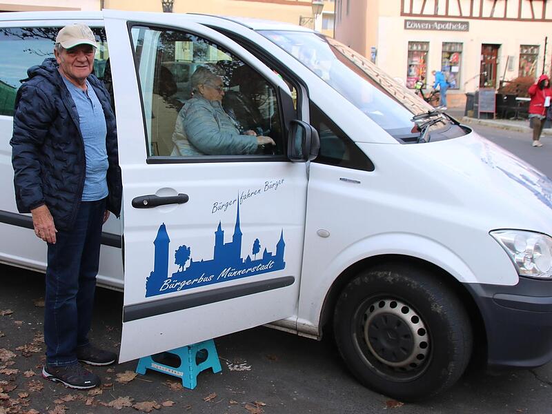 Auch in M&uuml;nnerstadt f&auml;hrt ein B&uuml;rgerbus.