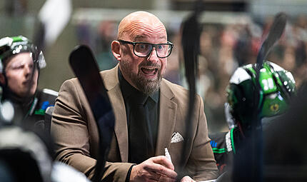 Nahm bei eigener F&uuml;hrung der H&ouml;chstadt Alligators gegen die Heilbronner Falken nach nur 13 Minuten eine Auszeit: Coach Morgan Persson.