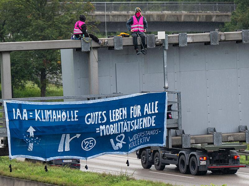 Demonstration gegen die IAA