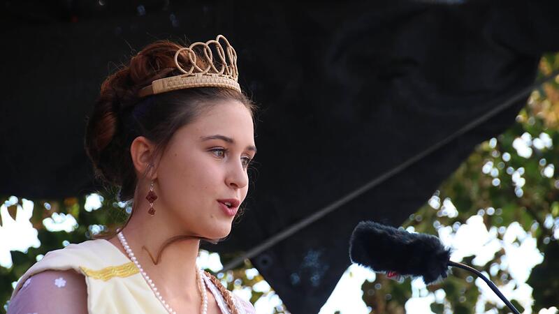 Korbstadtk&ouml;nigin Alicia I. wendet sich gegen das Klischee, man stelle in dem Amt nur ein sch&ouml;nes Gesicht dar.