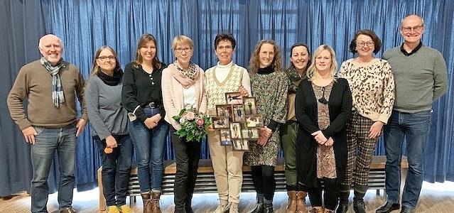 Christian Keul (Aufsichtsrat der Lebenshilfe), Gisela Geisel (Leitung Tagesstätte), Helga Markert (Elternbeirat), Doris Loske (Lehrerin), Monika Fella (Aufsichtsrat der Lebenshilfe), Carmen Sterzinger (Leitung Schule), Myrjam Schneider (MAV), Mari... Christian Keul (Aufsichtsrat der Lebenshilfe), Gisela Geisel (Leitung Tagesstätte), Helga Markert (Elternbeirat), Doris Loske (Lehrerin), Monika Fella (Aufsichtsrat der Lebenshilfe), Carmen Sterzinger (Leitung Schule), Myrjam Schneider (MAV), Mari...