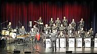Mit wechselnden Soli-Einlagen begeisterte die T-Jazz-Band unter der Leitung von Thomas Schimmel.