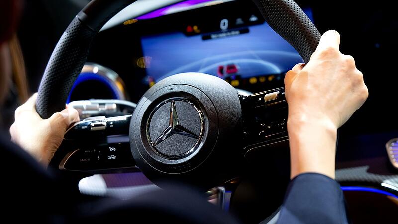Mercedes-Benz Mercedes-Benz