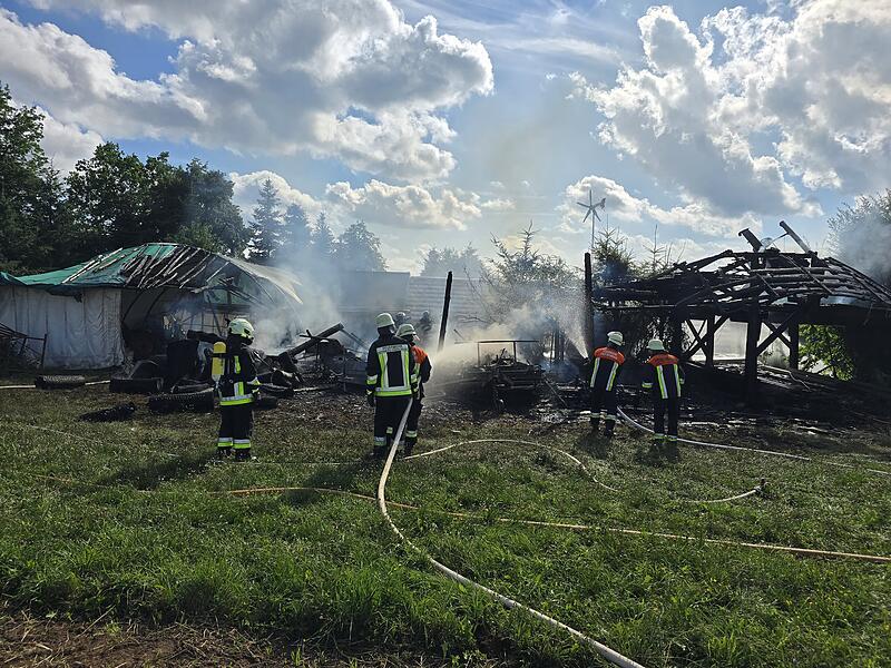Schnelles und beherztes Eingreifen: So konnte die Feuerwehr Schlimmeres verhindern.