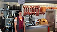 Beate Zenkel von der Metzgerei Gimberlein ist stresserprobt. Im Vorfeld des verlängerten Wochenendes erwartet sie viele Kunden