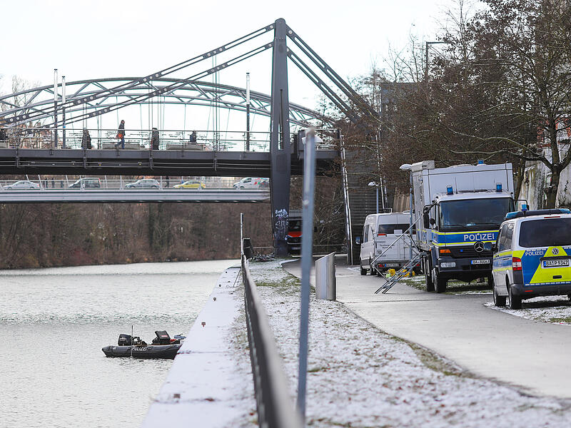 Der Rucksack des Vermissten wurde im Fluss gefunden.