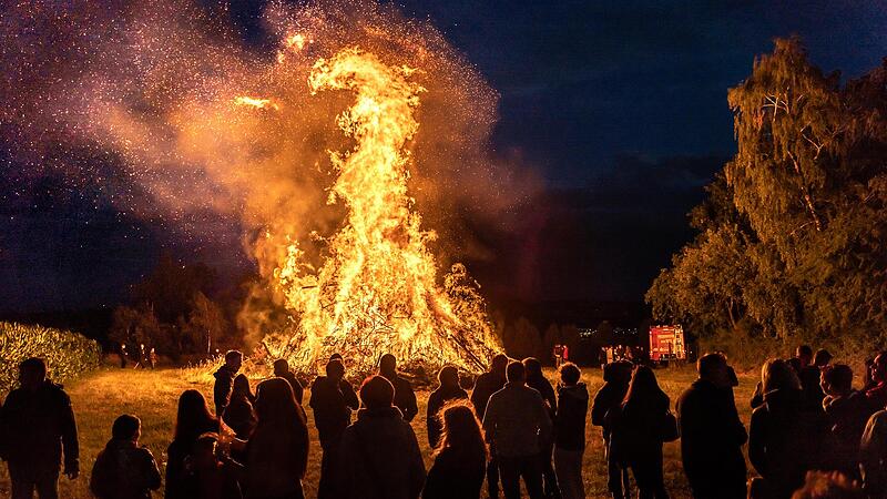 Im Coburger Land finden am Wochenende einige Sonnwendfeuer statt.
