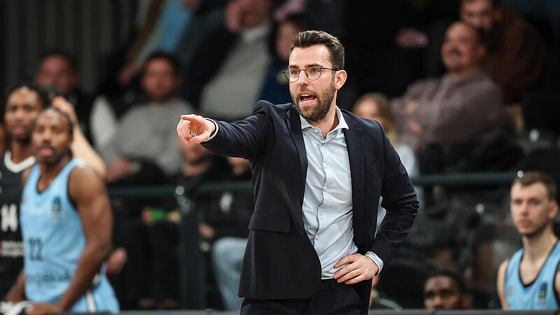 Benka Barloschky z&auml;hlt zu den j&uuml;ngsten Trainern im europ&auml;ischen Profibasketball.