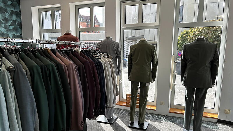 Knapp drei Jahre lang gab es an der Ecke Lohgraben/Badergasse das Modegesch&auml;ft &bdquo;Krawatte & Fliege&ldquo;. Jetzt wird es mit &bdquo;T&uuml;ll & Tr&auml;ume&ldquo; zusammengelegt und verl&auml;sst deshalb die Coburger Innenstadt.