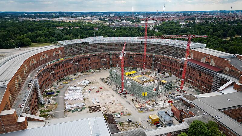 Bauarbeiten an der Kongresshalle