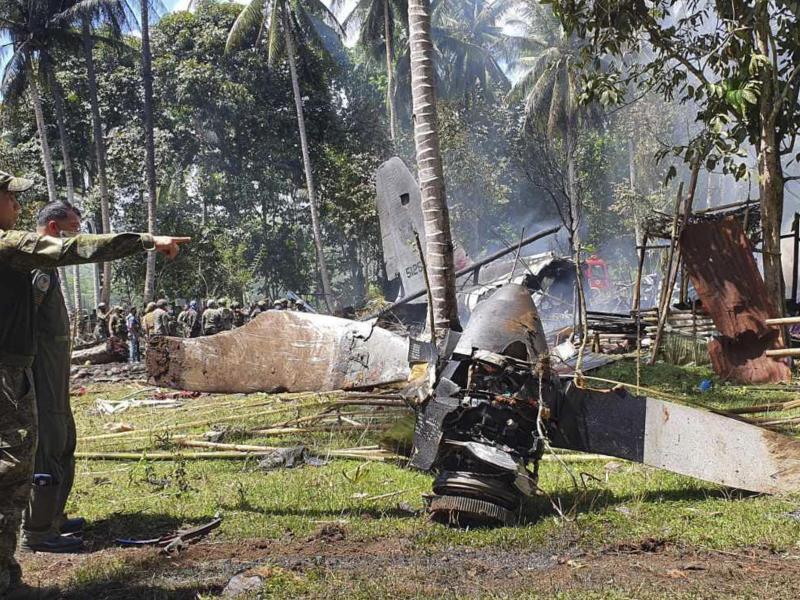 Militärflugzeug abgestürzt Militärflugzeug abgestürzt