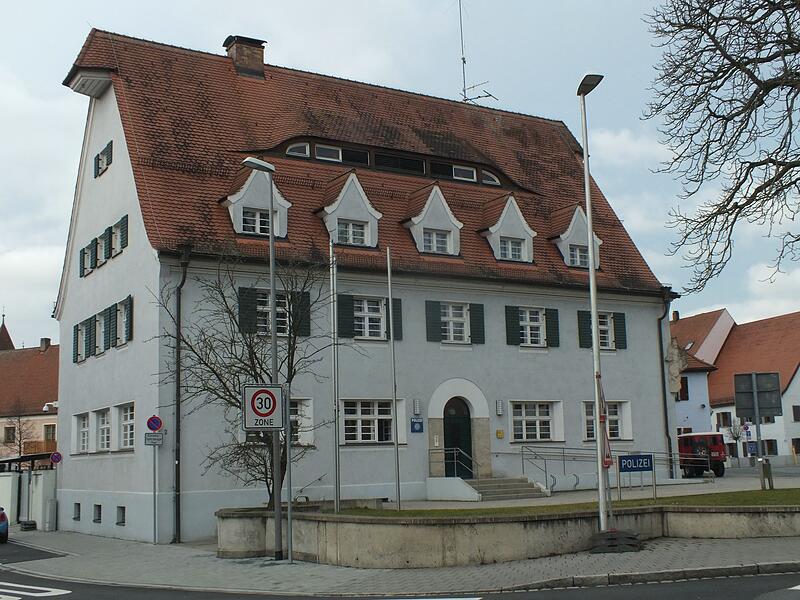 Ehemaliges Postamt von Herzogenaurach, jetzt Polizei.