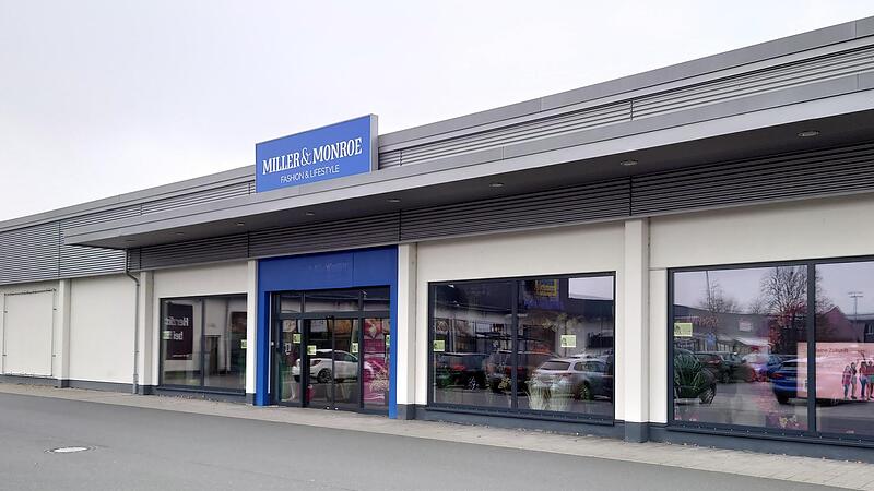 In dieses schon l&auml;nger leerstehende Geb&auml;ude im Einkaufszentrum im S&uuml;den von H&ouml;chstadt wird bald Blumen Lechner einziehen.