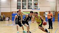 Sven Lorber (rechts) erzielte im letzten Saisonspiel 30 Punkte f&uuml;r den TSV Tr&ouml;ster Breiteng&uuml;&szlig;bach.