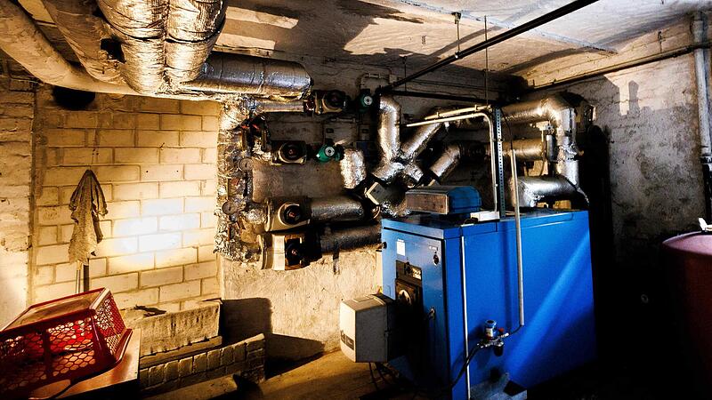 &Ouml;lheizungen wie diese im Keller eines Altbauhauses wird es bald nicht mehr geben.