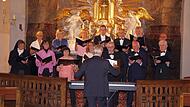 Der JuLifa-Chor Bad Kissingen hat sich unter der Leitung von Burkhard Ascherl in der St.-Jakobus-Kirche sowohl nachdenklich als auch schwungvoll präsentiert. Der JuLifa-Chor Bad Kissingen hat sich unter der Leitung von Burkhard Ascherl in der St.-Jakobus-Kirche sowohl nachdenklich als auch schwungvoll präsentiert.