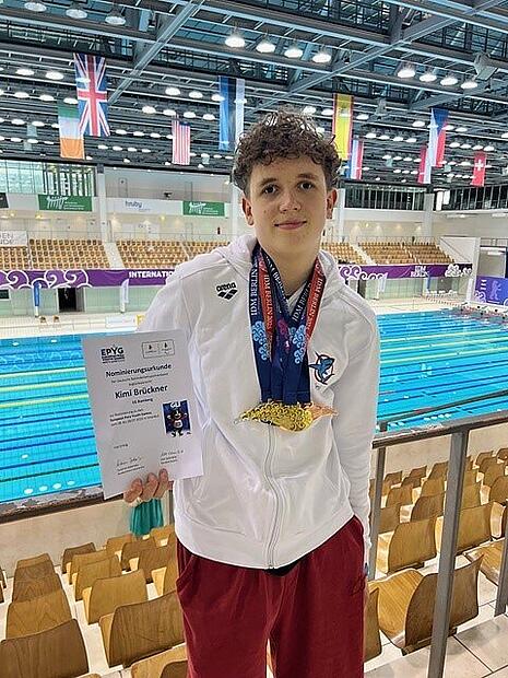 Der Harsdorfer Para-Schwimmer Kimi Brückner holte bei der Deutschen Meisterschaft in Berlin mehrere Titel.