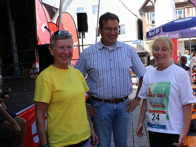 Fränkische Schweiz MarathonEbermannstadt Fränkische Schweiz Marathon, Genussmeile, Naturparkhöfemarkt Fränkische Schweiz MarathonEbermannstadt Fränkische Schweiz Marathon, Genussmeile, Naturparkhöfemarkt