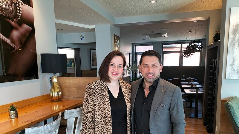 Orlando und Stephanie Gally im neuen Restaurant "Dubai" Orlando und Stephanie Gally im neuen Restaurant "Dubai" in Hirschaid